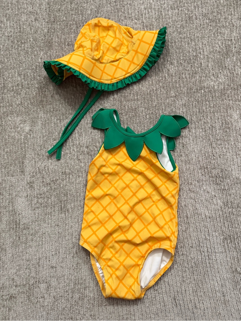 Hanna Andersson 3T Pineapple One Piece Swimsuit Matching Sun Hat Set